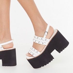 Nasty Gal Studded 2 Part Chunky Sandals Sz 6, NIB